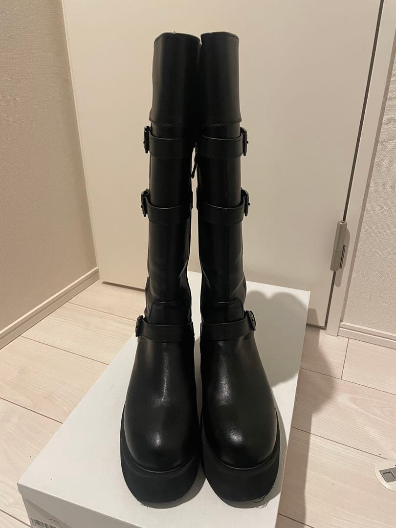 ロングブーツ　黒　厚底