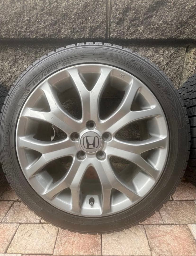 中古スタッドレスタイヤ225/45R18 GOODYEAR ICE NAVI7