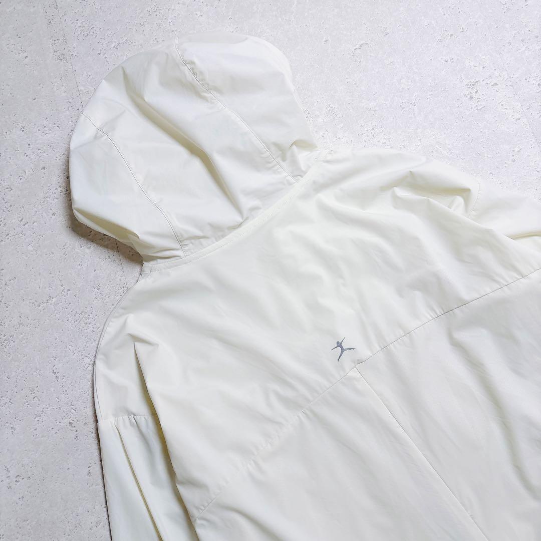 ダンスキン　アレグロフーディジャケット　ホワイト　Mサイズ