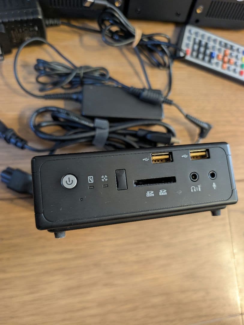 ミニPC ZOTAC ZBOX-Cl520NANO mini PC 240GB 8RAM