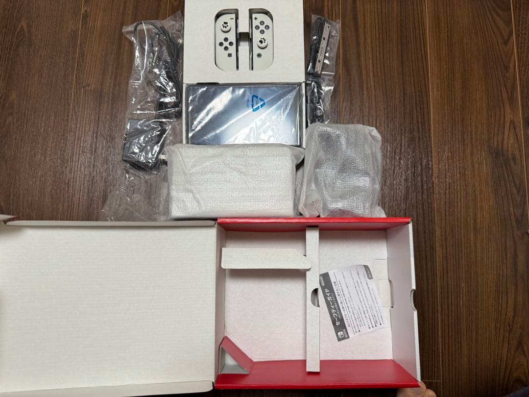 Nintendo switch 有機ELモデル 本体 付属品完備