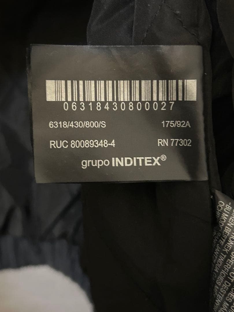 はりー　ZARA コーデュロイ　ショート丈ブルゾン　ブラック　Sサイズ