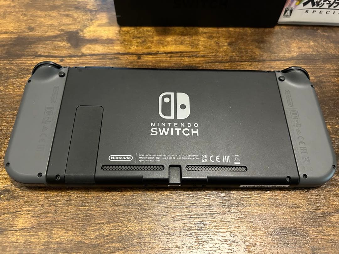 Nintendo Switch 本体 + ゲームソフト2本