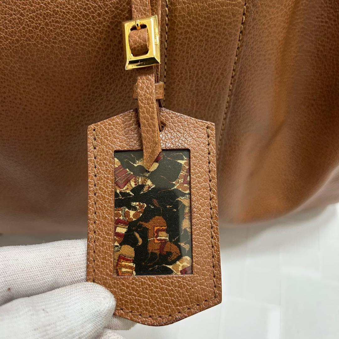 Salvatore Ferragamo フェラガモ　レザー ボストンバッグ