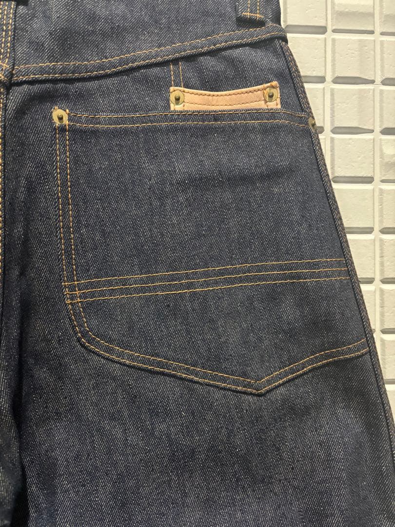 RNA アールエヌエー レザーポケット付き ベイカー デニム INDIGO L