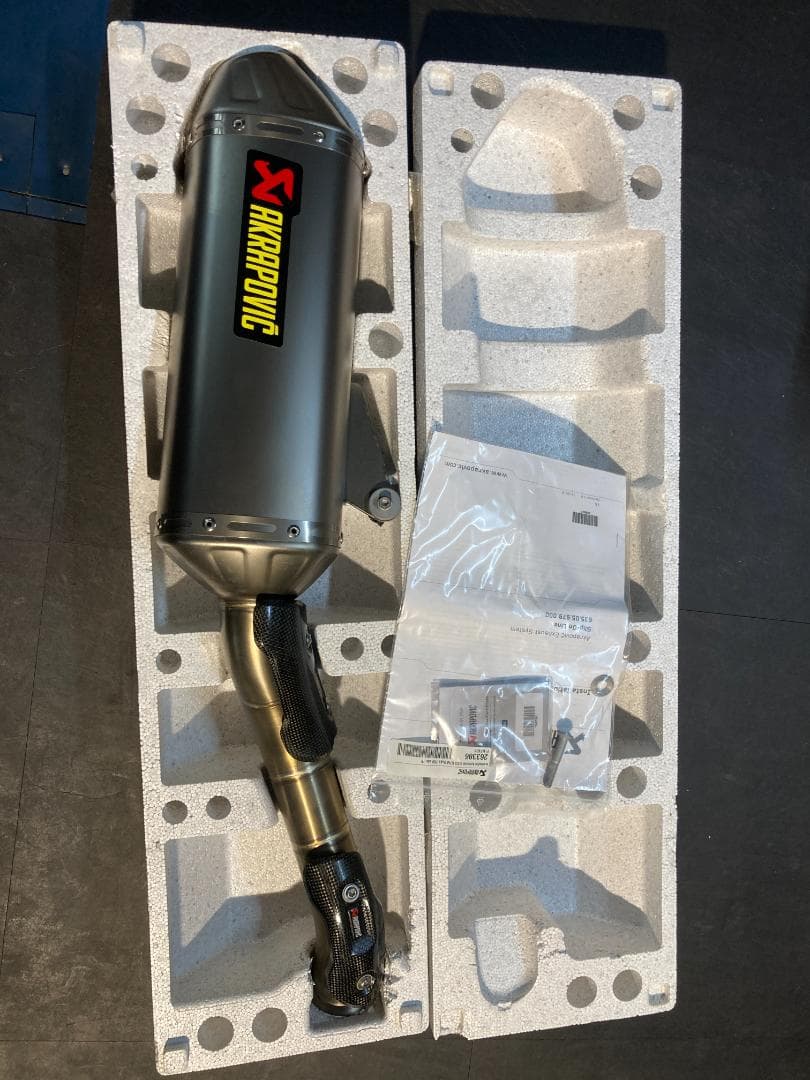 【中古　美品】KTM　790ADVENTURE アクラポビッチサイレンサー