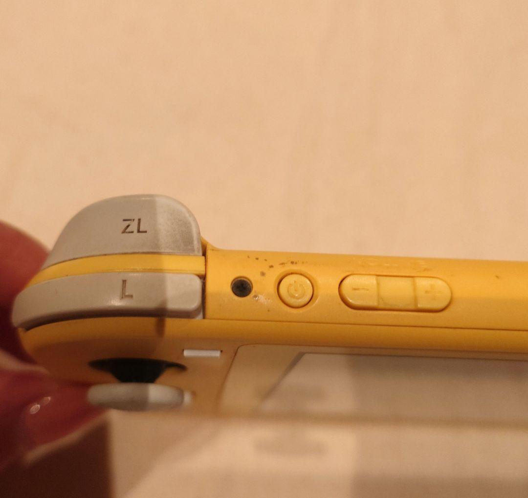 Nintendo任天堂　Switchライト　Yellow　ジャンク品
