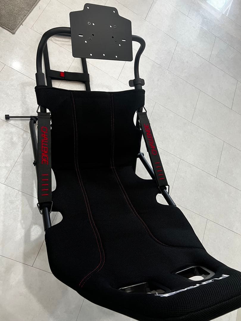 Playseat Challenge ActiFit プレイシート（中古・美品）
