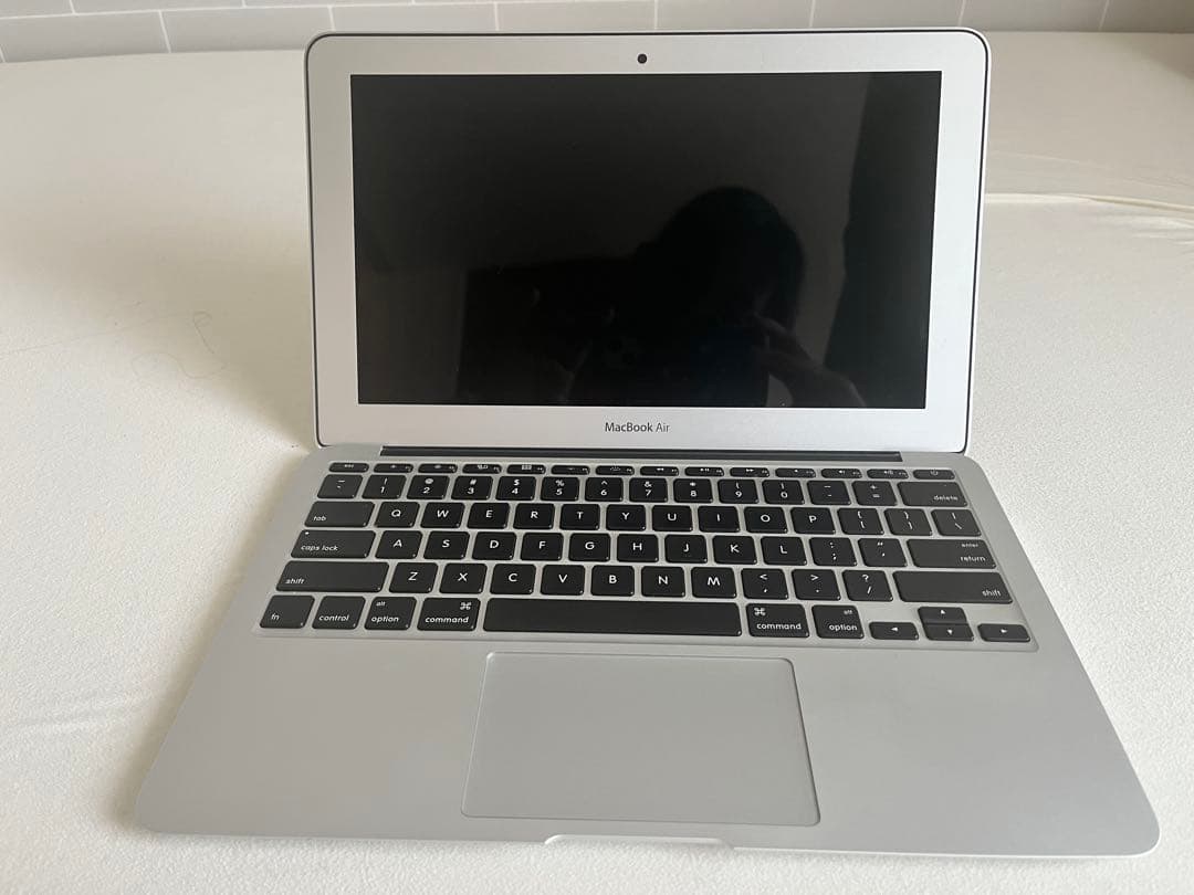 Apple MacBook Air シルバー