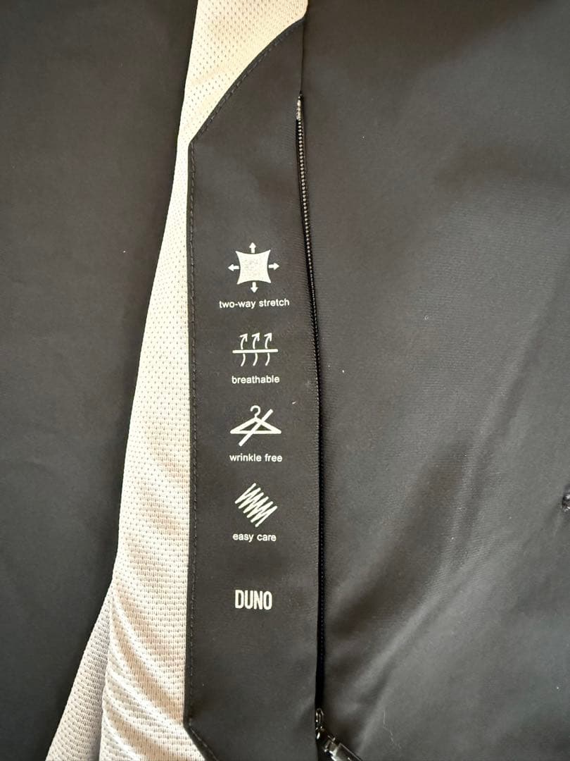 美品 DUNO COMBO HOOD 44 ブラック 定価64,900円 タグ付