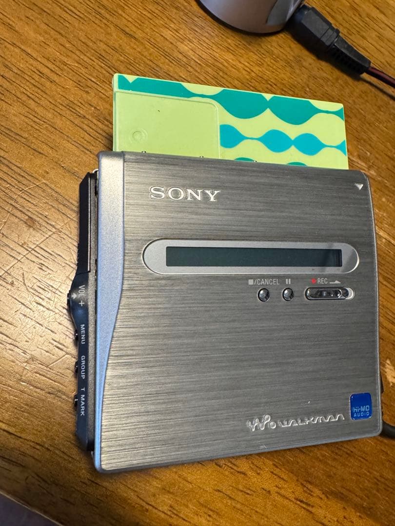 SONY ポータブルMDプレーヤー シルバー