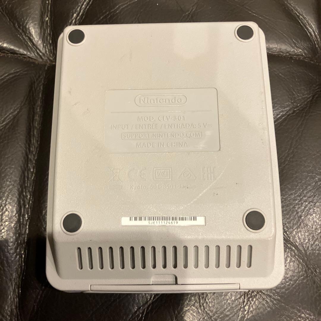 クラシックミニ、スーパーファミコン 本体とコントローラー