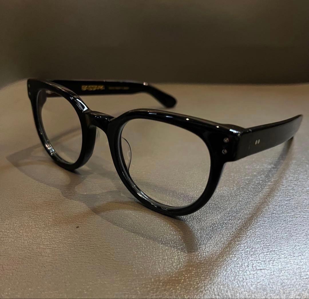UNCROWD BASSARA 調光モデル　black /P.gray