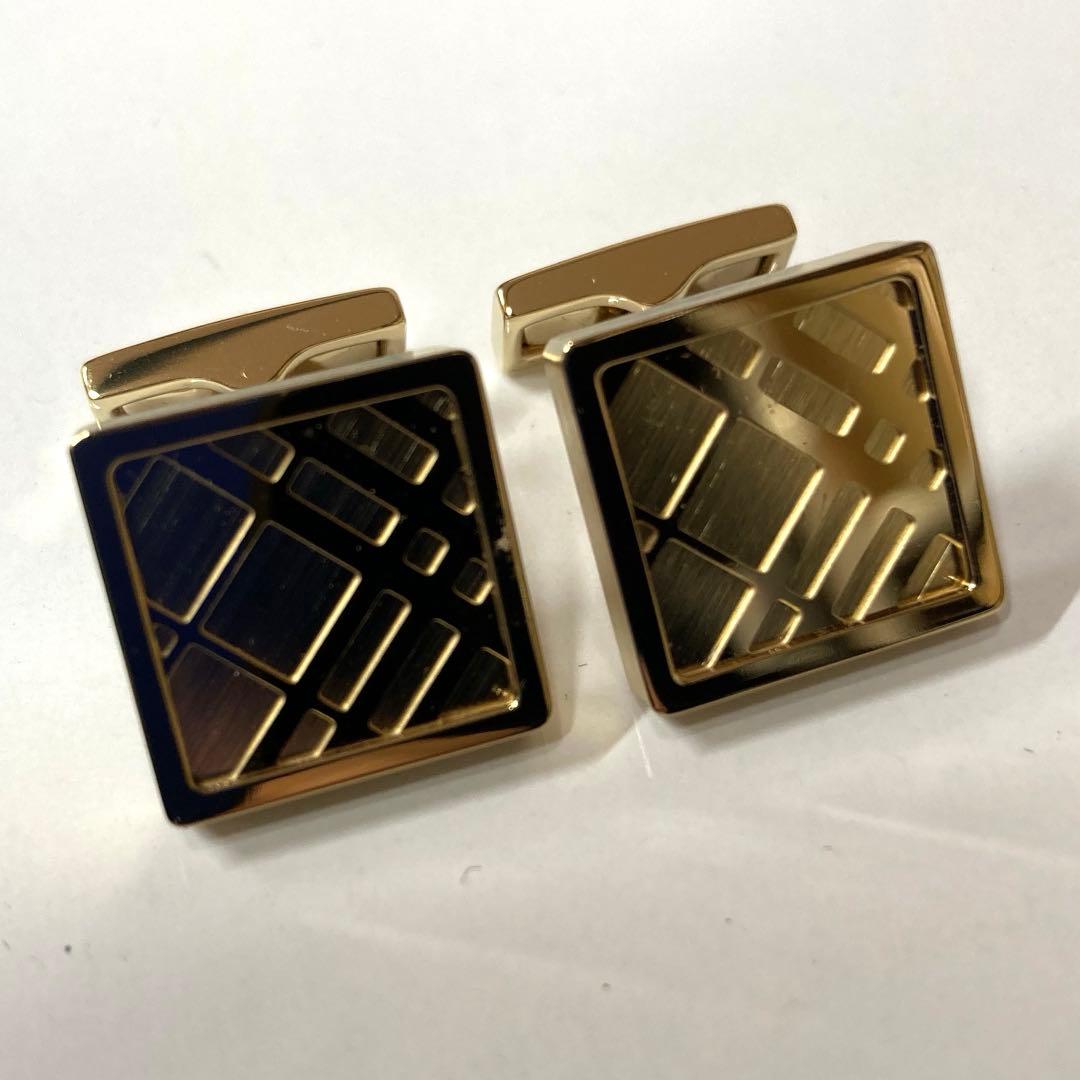 Burberry バーバリー　カフス　2点　ゴールド　スクエア　ボタン
