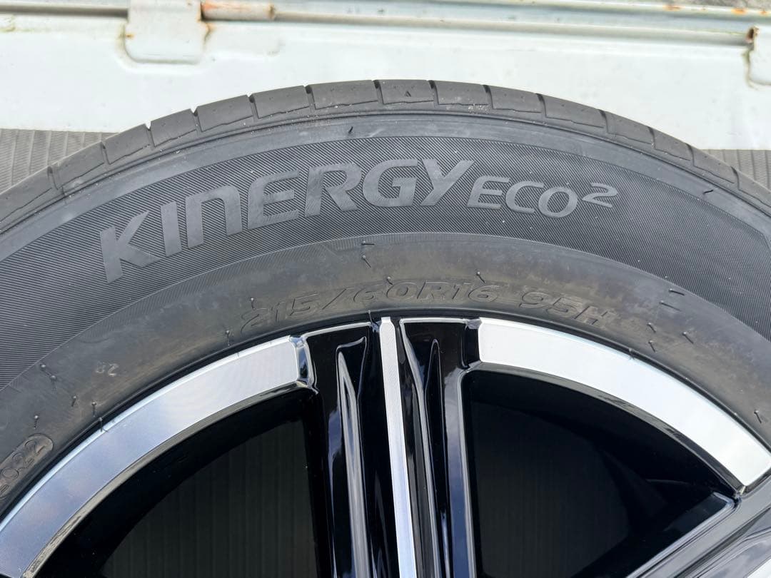 ホンダヴェゼルeHEV x 16インチ純正ホイール+2022年製タイヤ4本セット