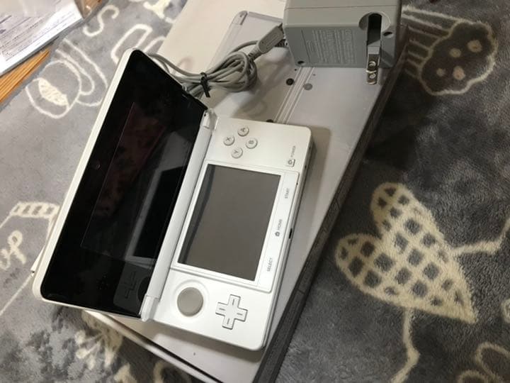 ニンテンドー 3DS ホワイト&ワンピースグランドバトルセット