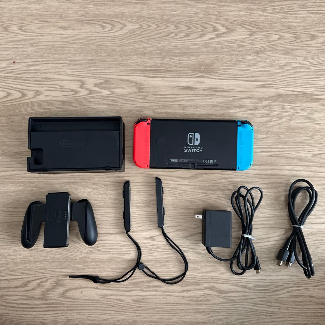 サ*レ様 Switch本体+付属品