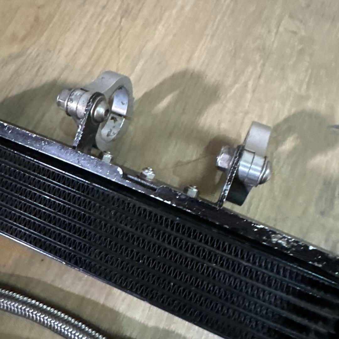 sr400 アクティブ　縦型オイルクーラー アルミ製 ブラック