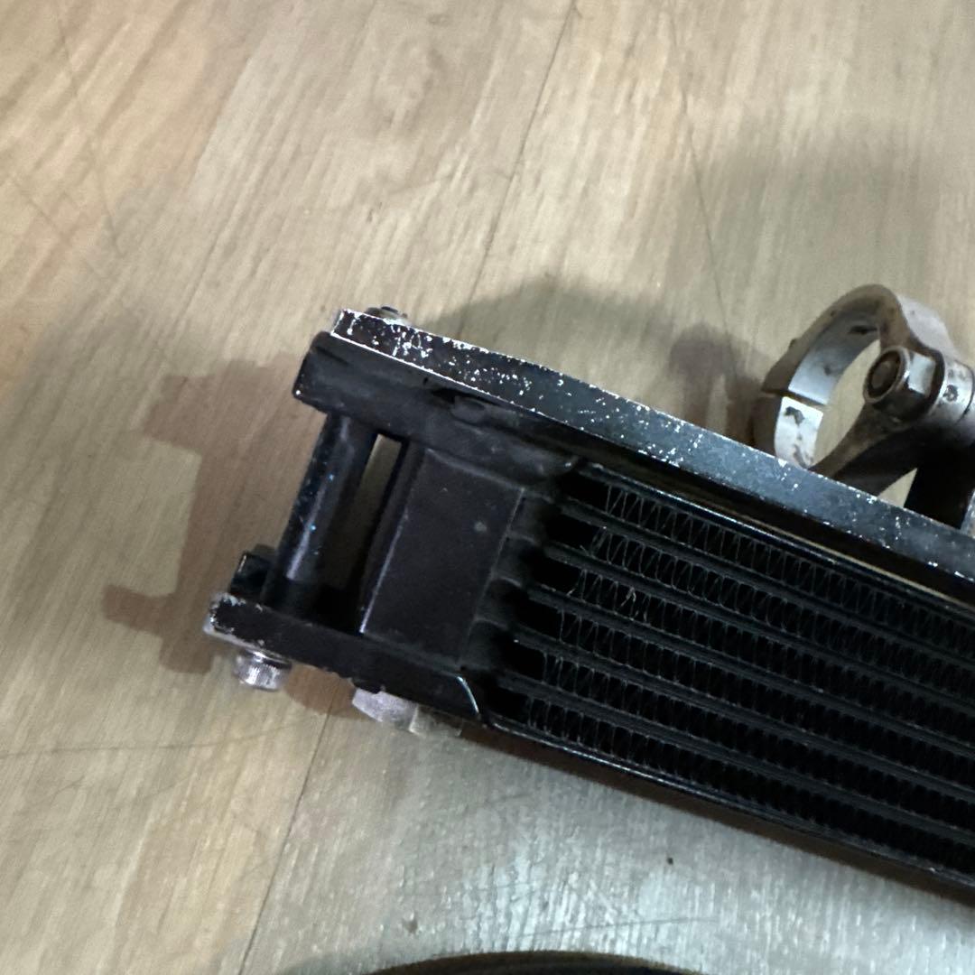 sr400 アクティブ　縦型オイルクーラー アルミ製 ブラック