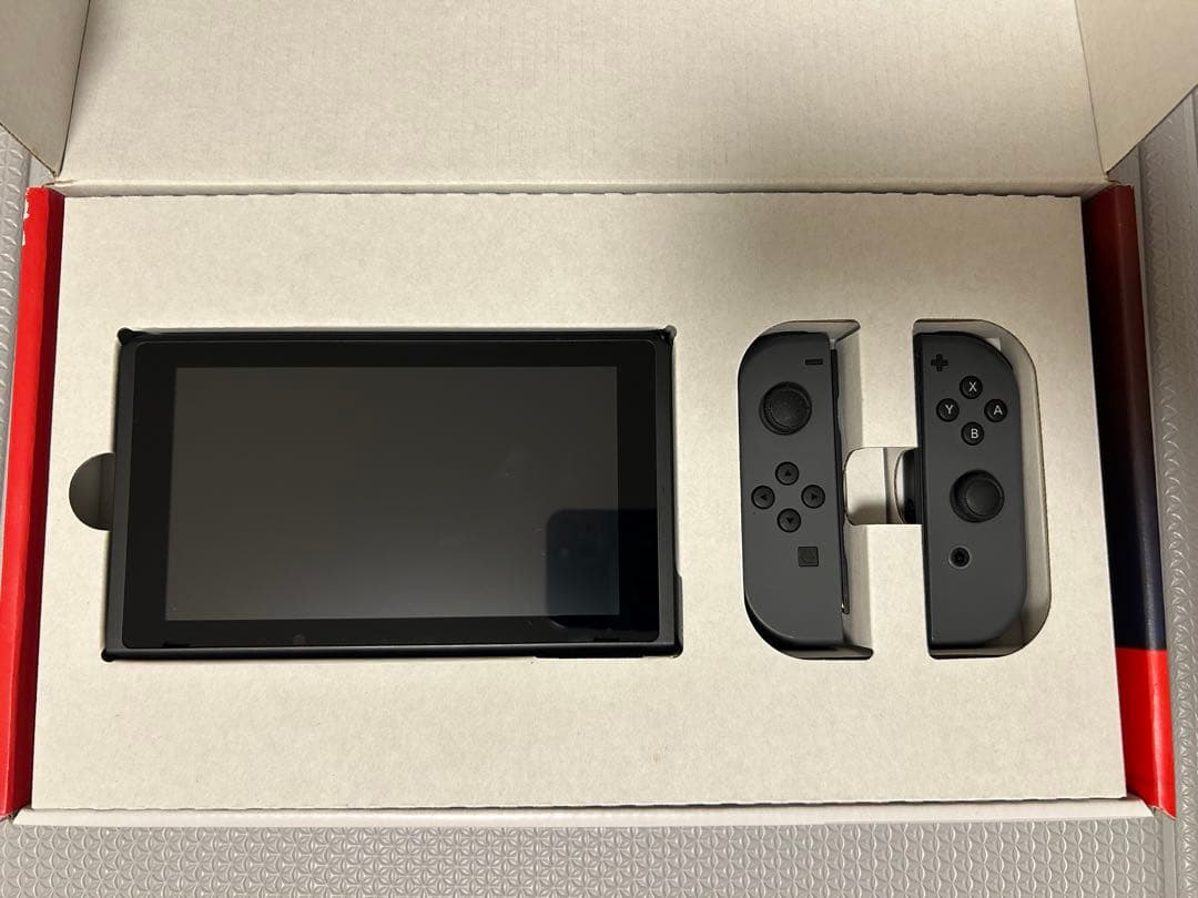 Nintendo Switch 通常版 本体(グレー)