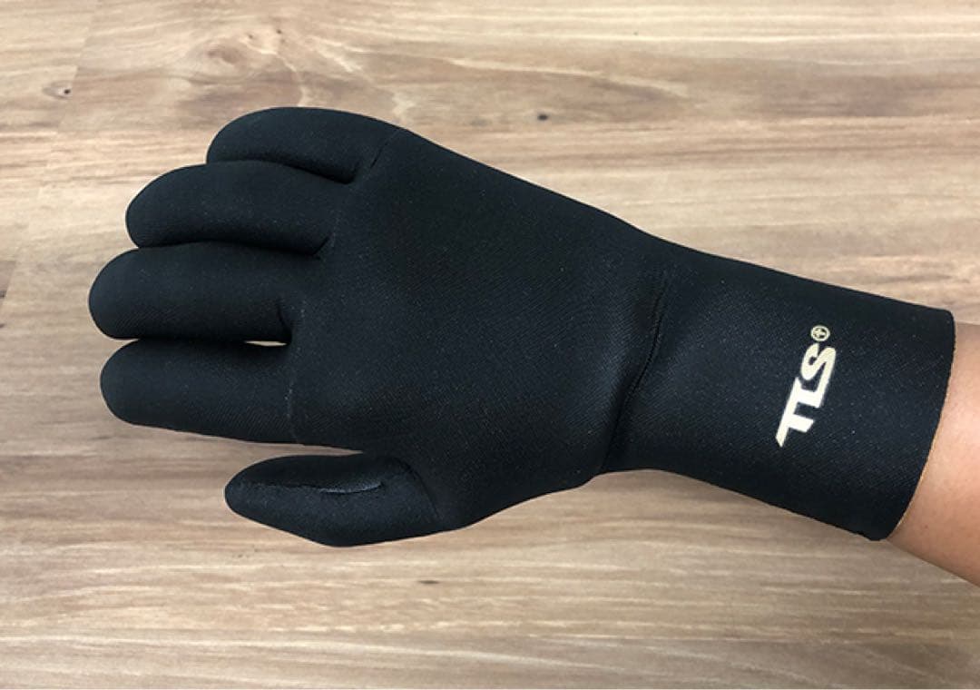 TLS サーフグローブ　新品未使用