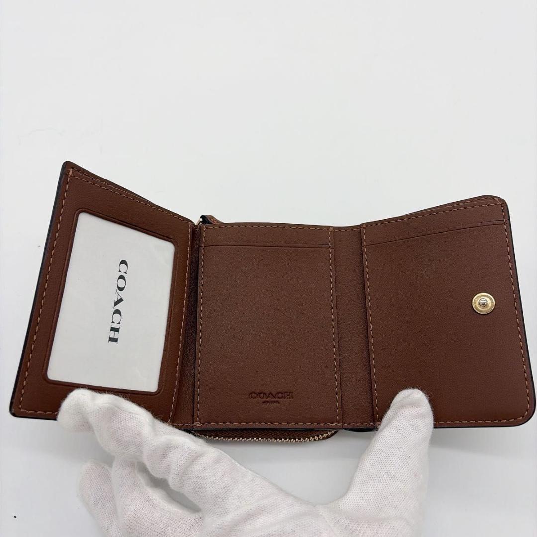 未使用級 COACH 三つ折り財布 シグネチャー コンパクトウォレット ブラウン