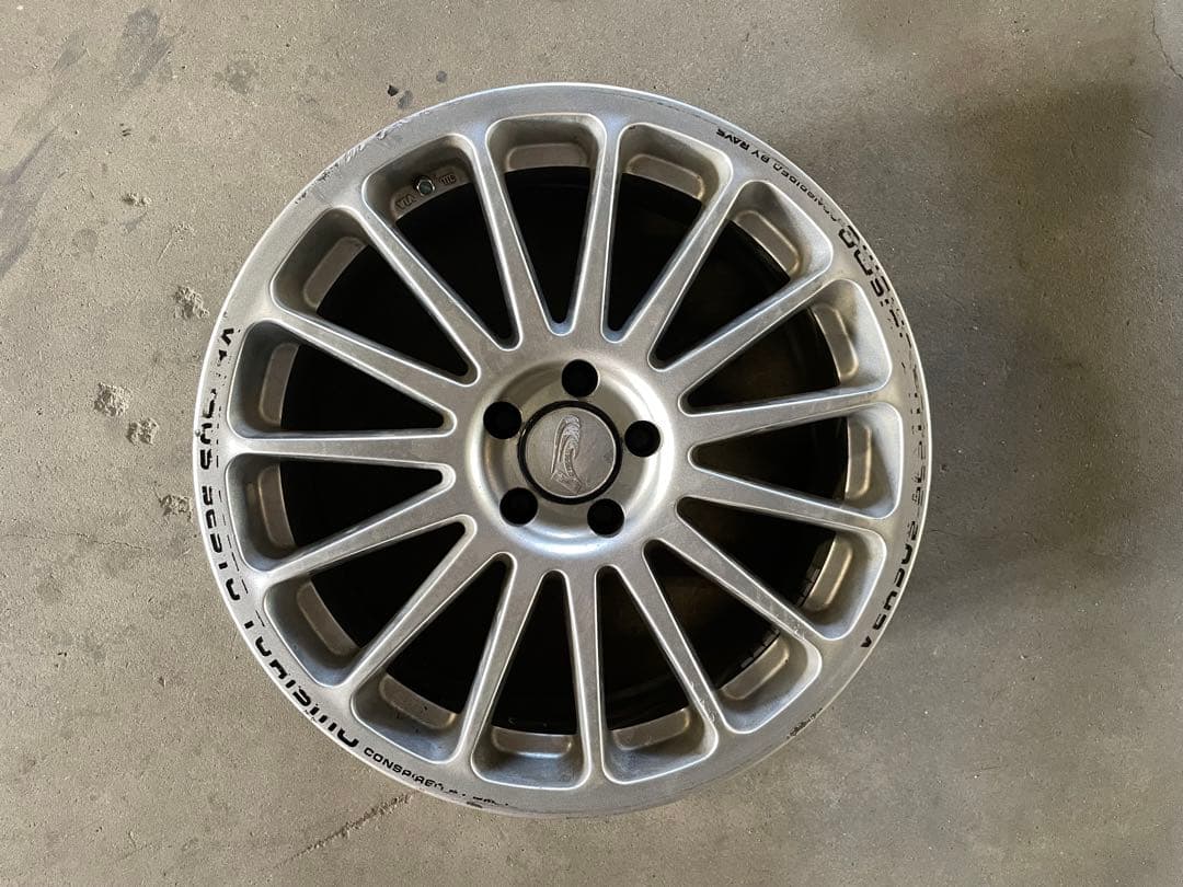 RAYS ベルサスツーリズモ 17インチ 7J PCD100