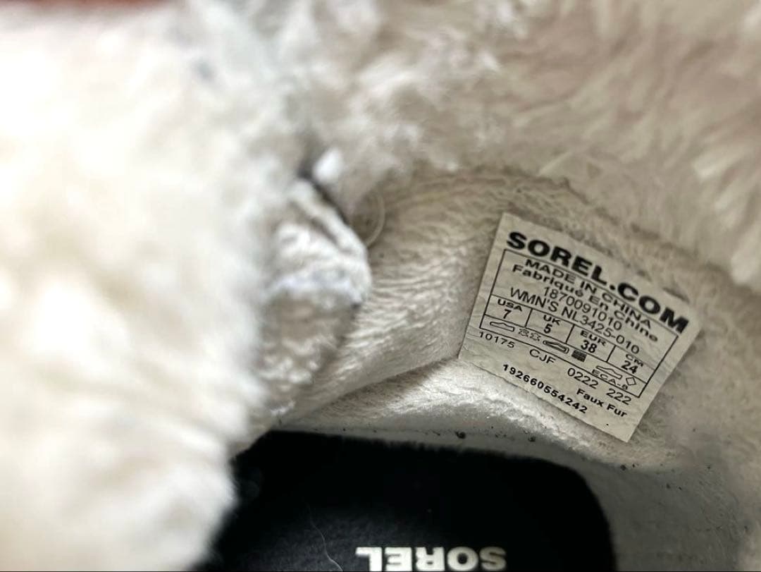 SOREL☆ファー付きショートブーツ