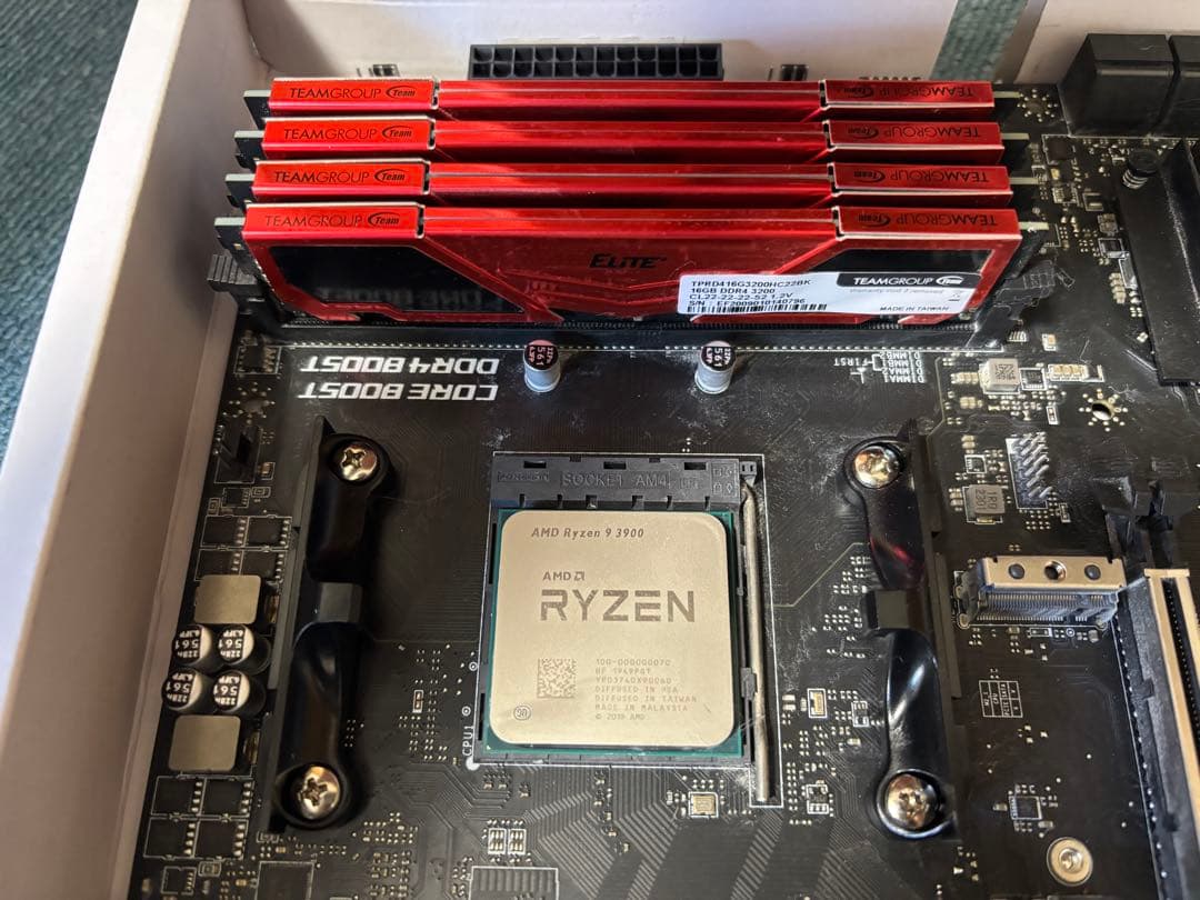 Ryzen9 3900 DDR4 16GBx2 8GBx2 マザーボード