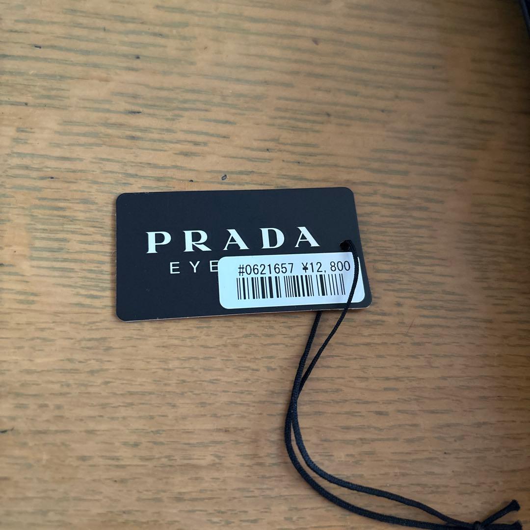 PRADA 赤 サングラス