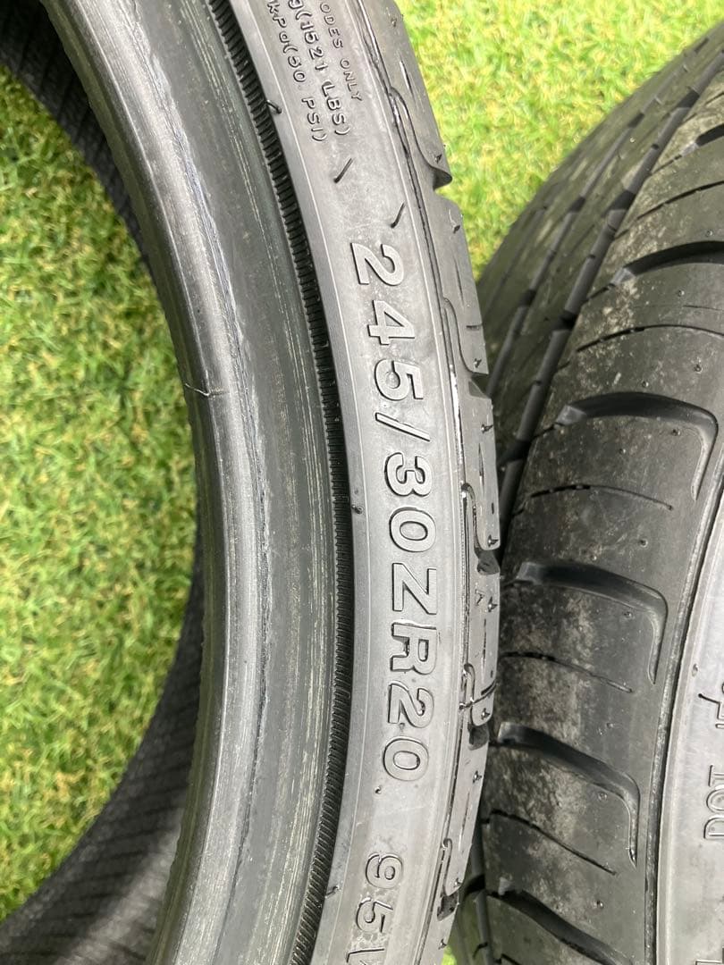 MINERVA ミネルバ　245/30R20 F105 美品