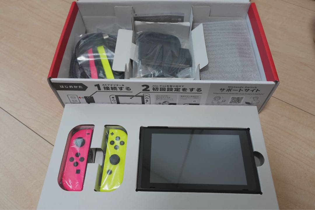 【美品】Nintendo Switch 本体 赤/黄