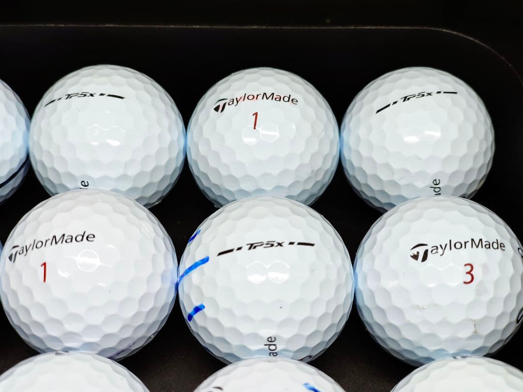 ✨美品✨TaylorMade TP5x('24) ゴルフボール 2ダース