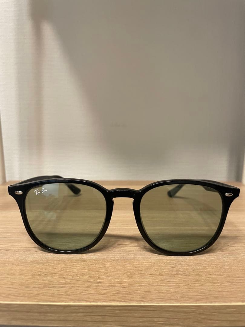 毛*舌様 RAYBAN レイバン RB4259-F サングラス