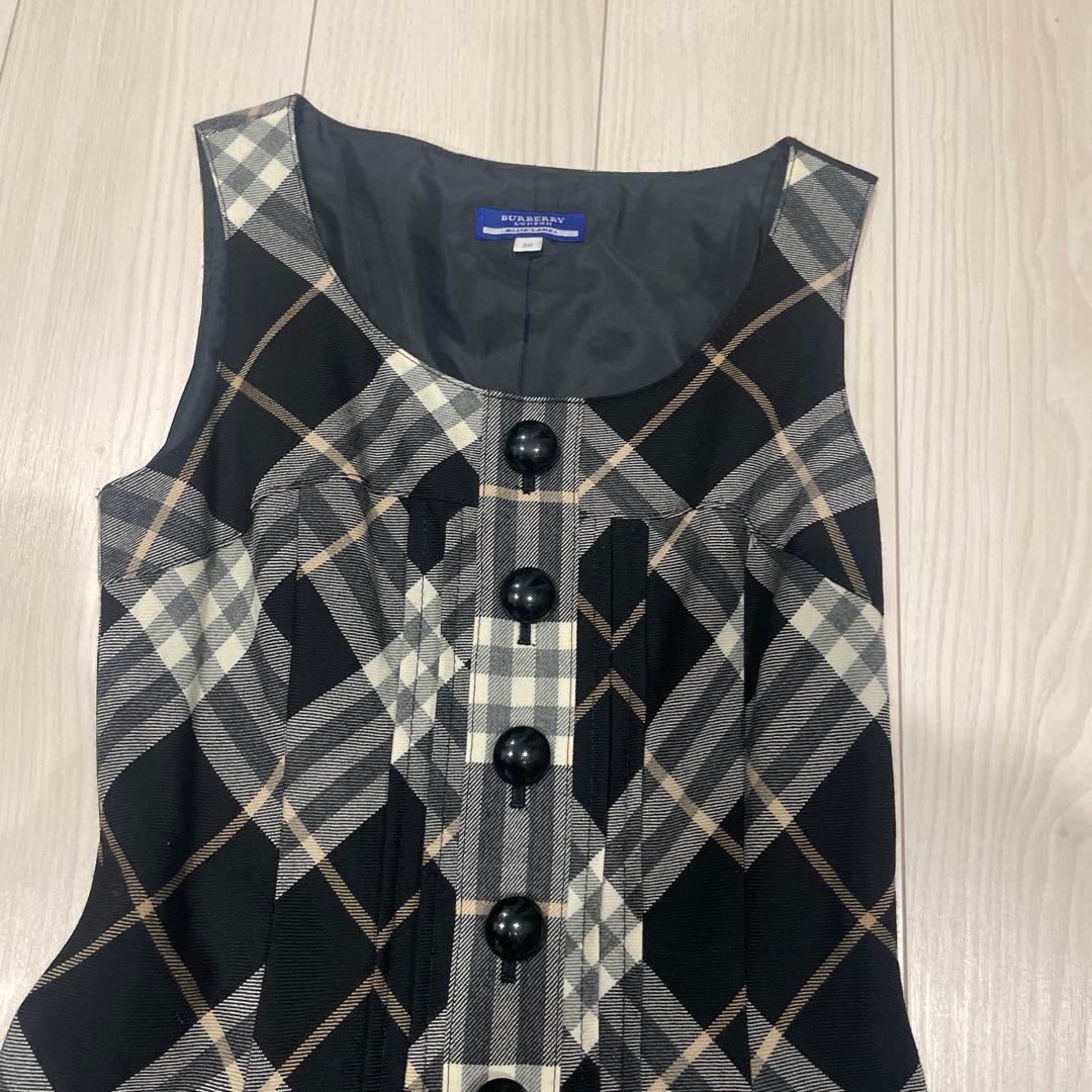 BURBERRYチェック柄 フレアワンピース　ウール　ノースリーブ