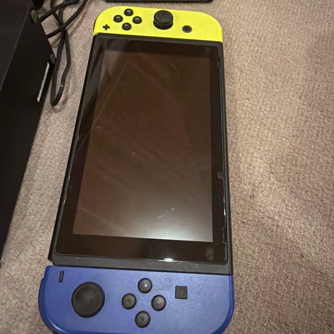 Nintendo Switch 青/黄 Joy-Con