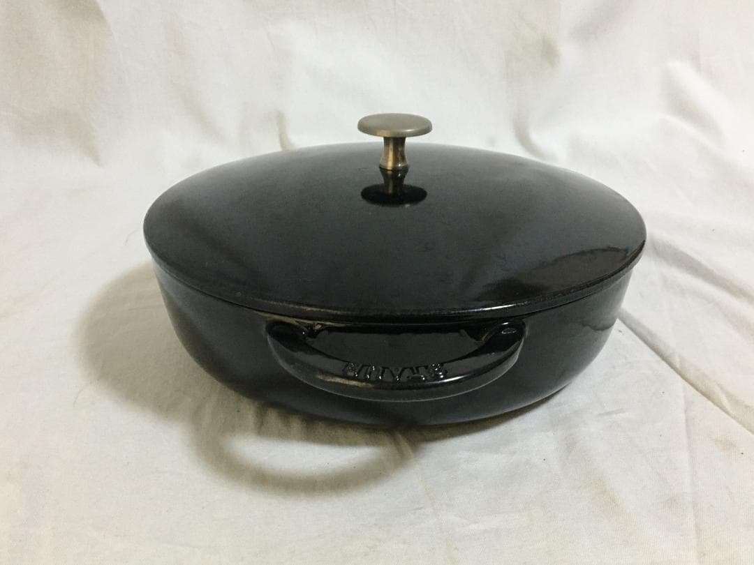 も*こ様 STAUB 鍋 約30cm