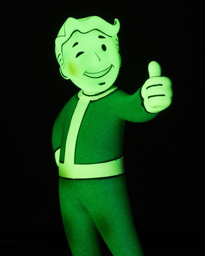 Fallout フォールアウト暗闇で光る フィギュア