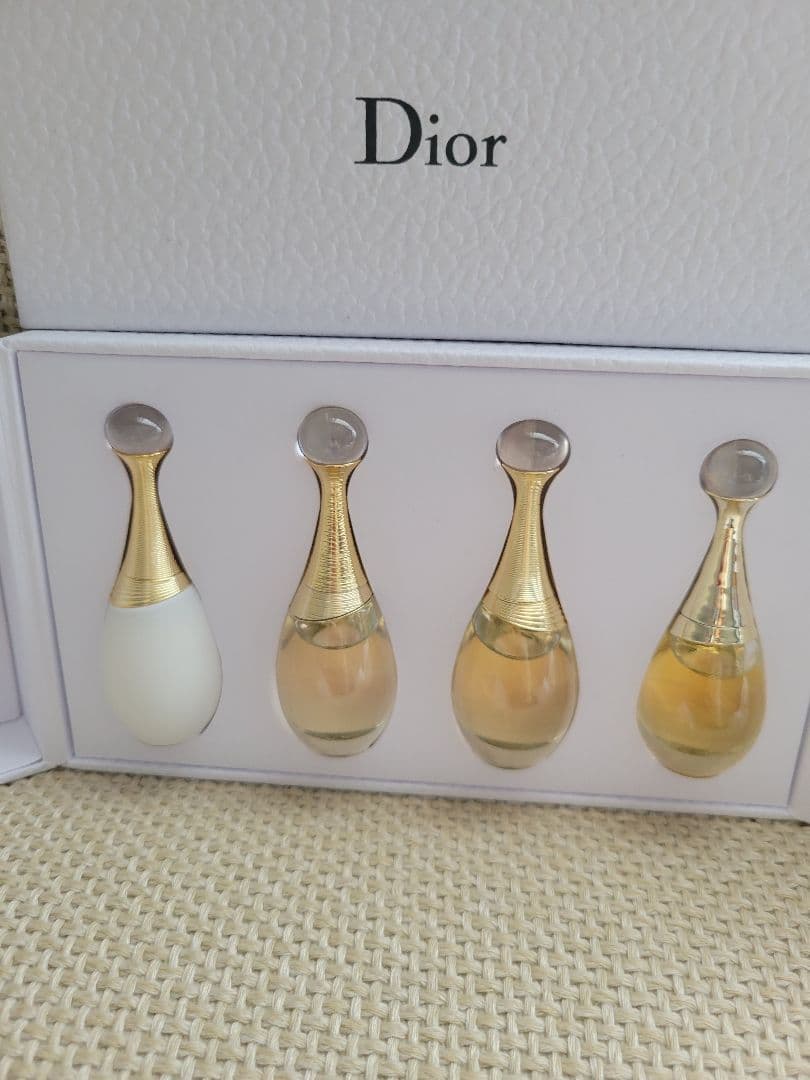 【未使用】Dior ジャドール ミニ香水4本セットとアトマイザー香水ケース