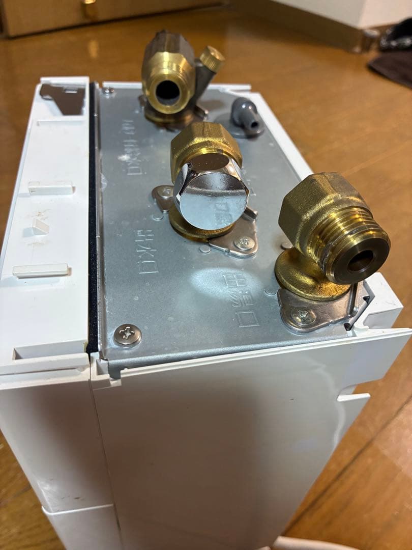 TOTO 小型電気温水器 REWF03B1 湯ぽっと 中古品