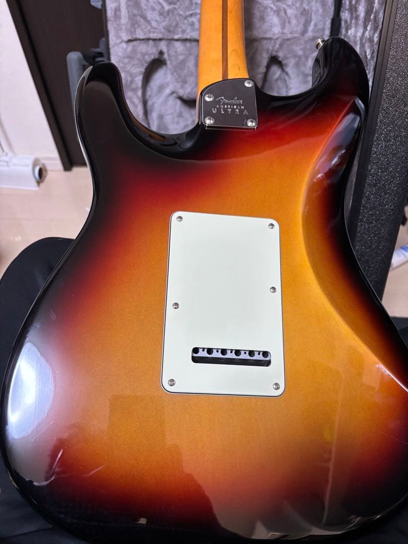 ギター Fender USA American Ultla Stratocaster