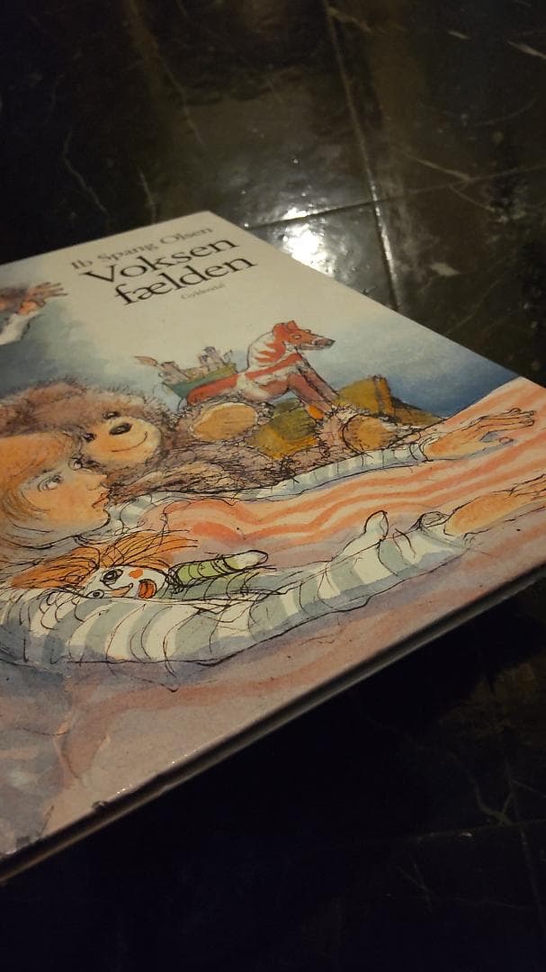 デンマーク語 絵本 Voksen faelden 洋書 Spang Olsen