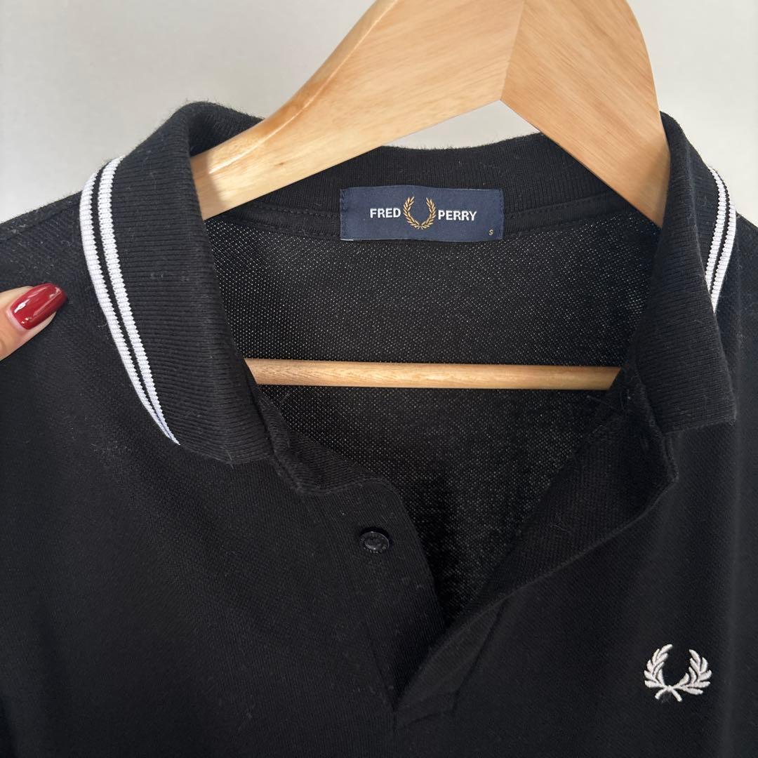 FRED PERRY ブラック ポロシャツ M3600