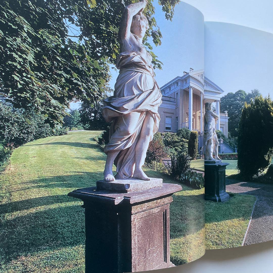 洋書・写真集「城に住む」LIVING IN A CASTLE