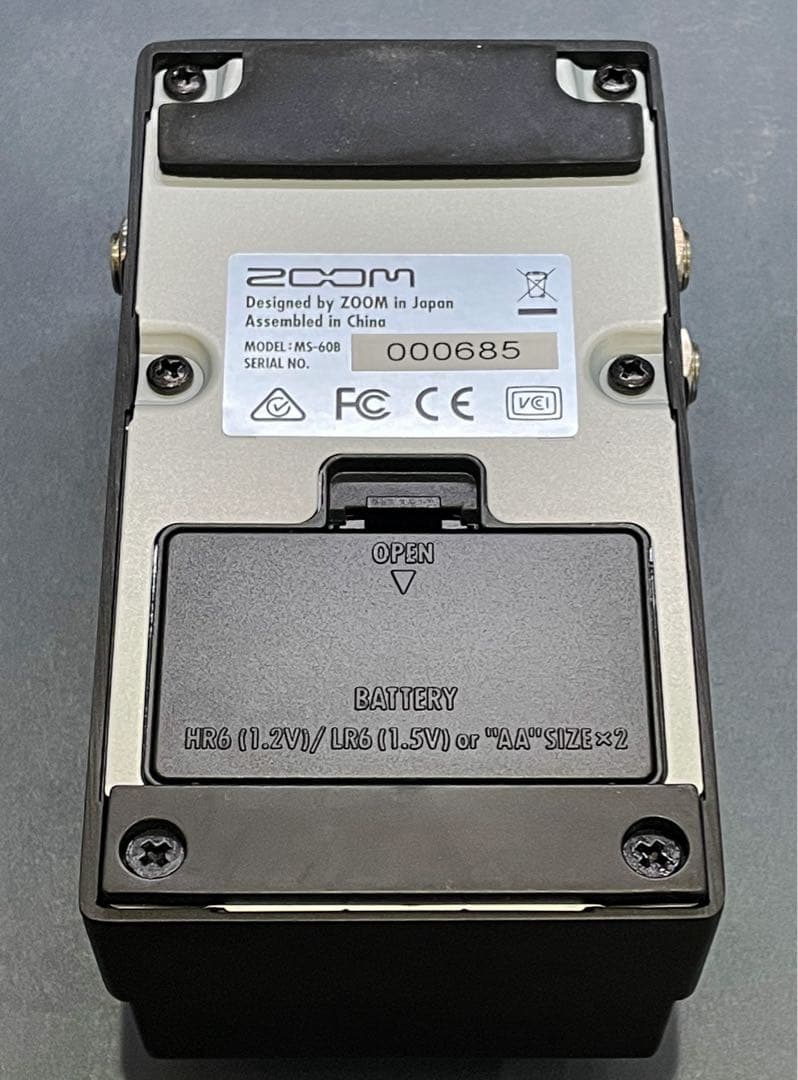 ZOOM MS-60B ベースエフェクター 限定ブラック　MS60B