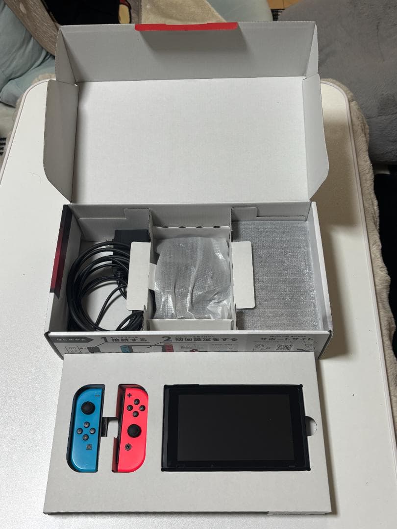 Nintendo Switch 本体 (HAC-001)+プロコンセット