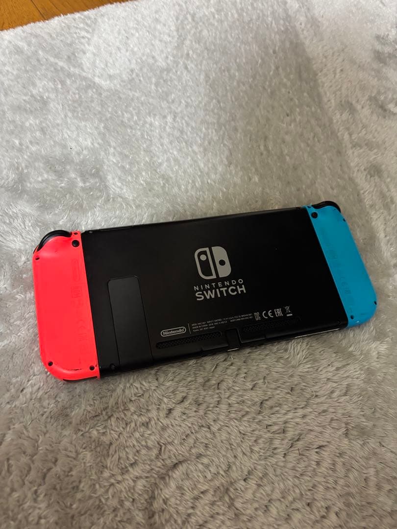 m*様 Nintendo Switch 本体 joycon付き