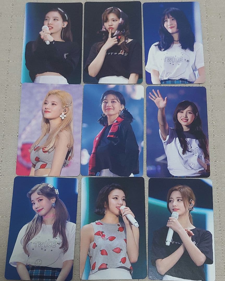 K-POP・アジア TWICELIGHTS TWICE WORLD TOUR 2019