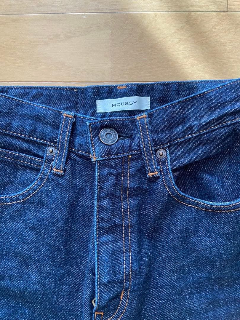 you　moussy デニムパンツmvsフレアジーンズ　24インチ