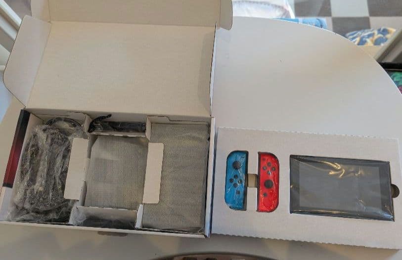 Nintendo Switch 本体 青/赤　旧型
